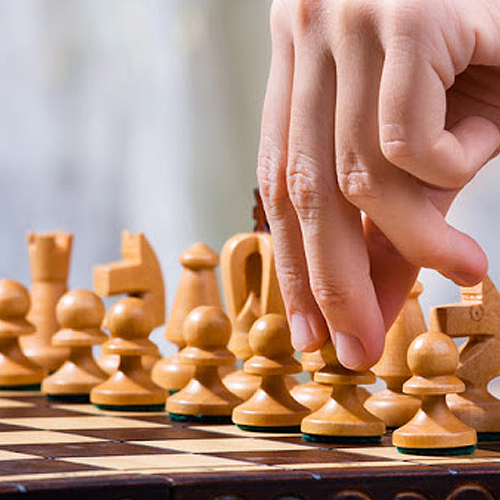 آموزش رایگان بازی شطرنج برای علاقمندان در مشهد مقدس