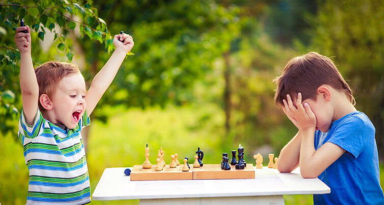 آموزش مقدماتی و حرفه ای بازی مهیج شطرنج برای کودکان