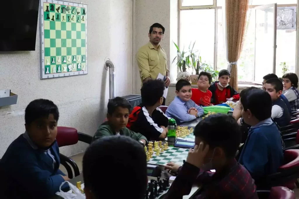 بهترین کلاس شطرنج در مدرسه شطرنج ایران
