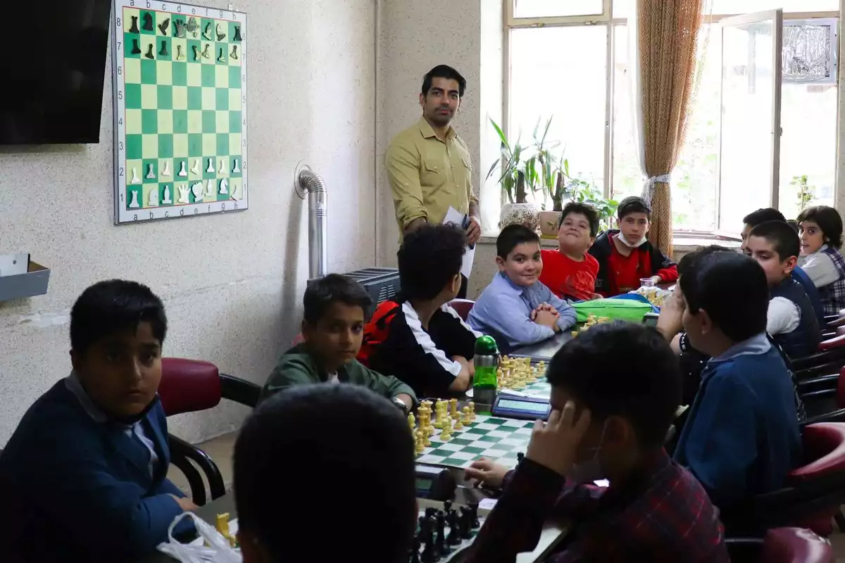 مدرسه شطرنج ایران
