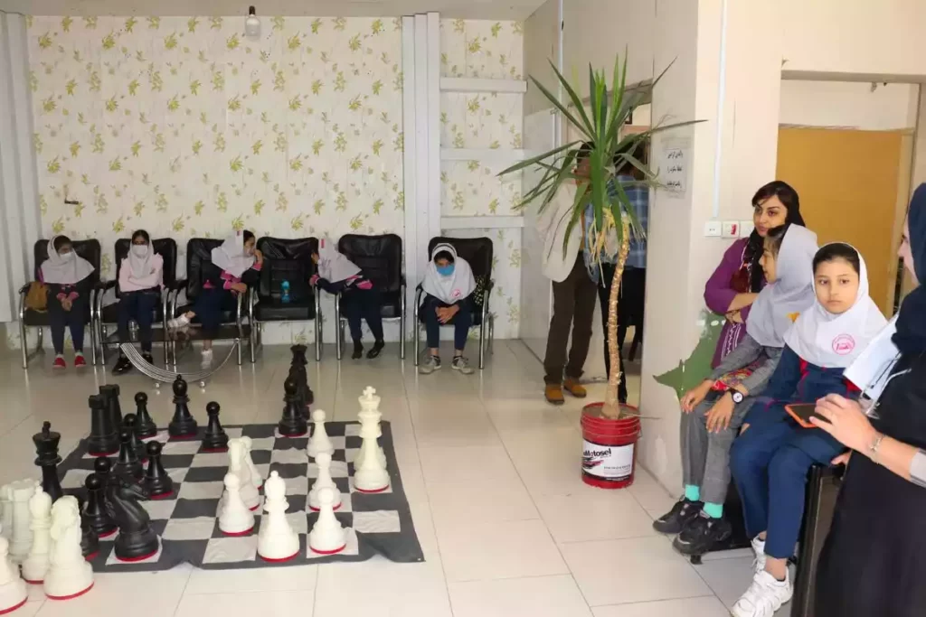 سالن انتظار در بهترین کلاس شطرنج در مشهد