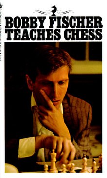 کتاب بابی فیشر شطرنج یاد میدهد جزء بهترین کتاب شطرنج کلاسیک